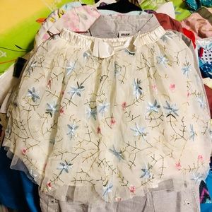 Very cute, EUC, white net skirt